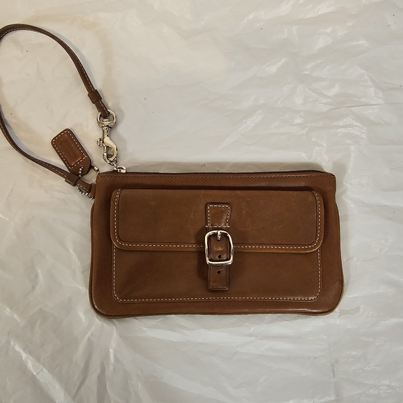 Coach Genuine Leather Corner Zip Wristlet Wallet - Picture 8 of 8
